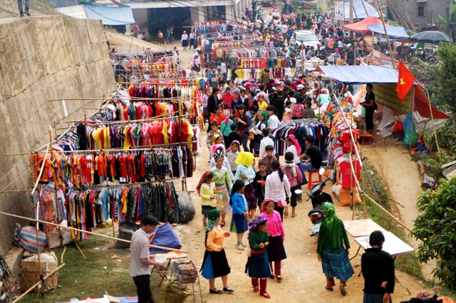 Semplice market in the highland district
